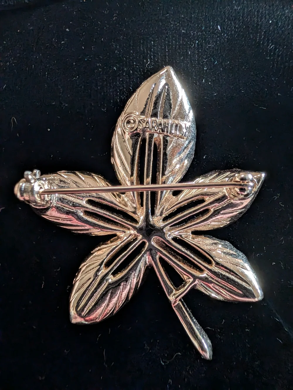 Floral Leaf Silver Tone Brooch - Vintage